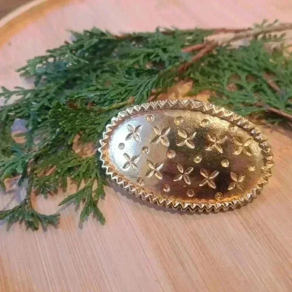 Scooter Gold Hair Clip made  in France - Picture 5 of 6